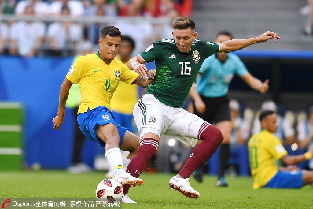 体育英超：曼联主场2比1逆转布莱顿