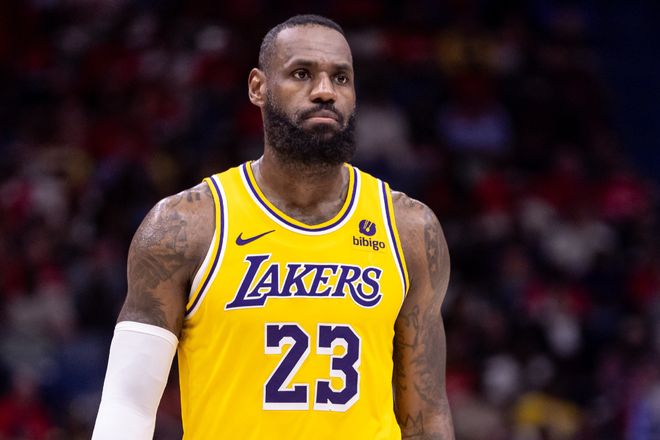 谓旗鼓相当 谓旗鼓相当